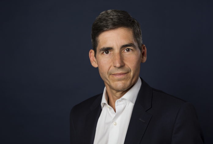 David González
