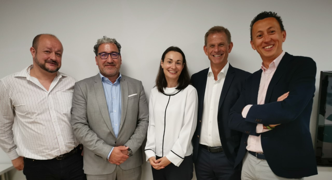 pantallas-de-philips-eet-europarts-tpvnews-acuerdo Pantallas de Philips - EET Eurparts- TPVnews - acuerdo - Madrid España