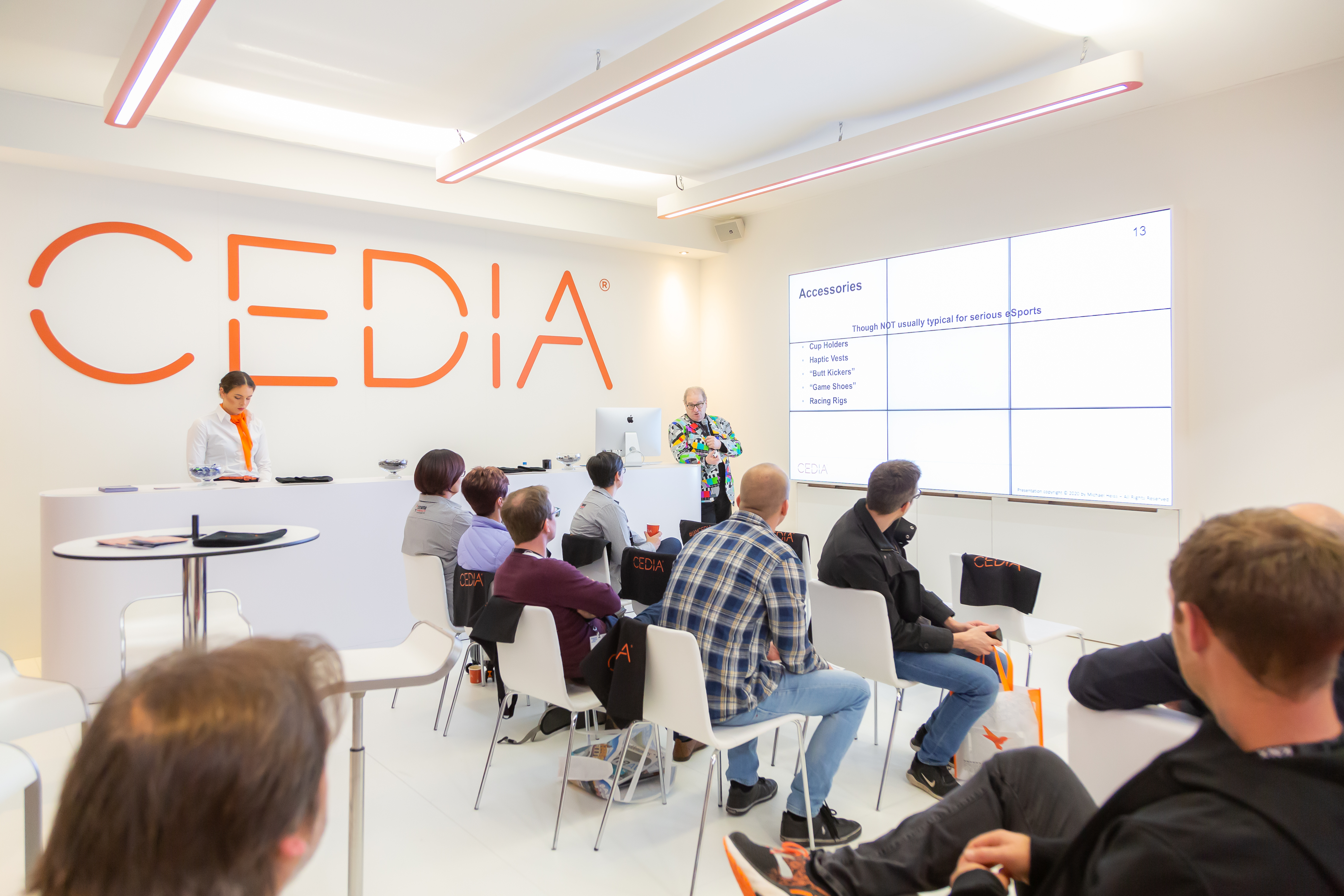 Se abre el registro de asistentes a ISE 2022