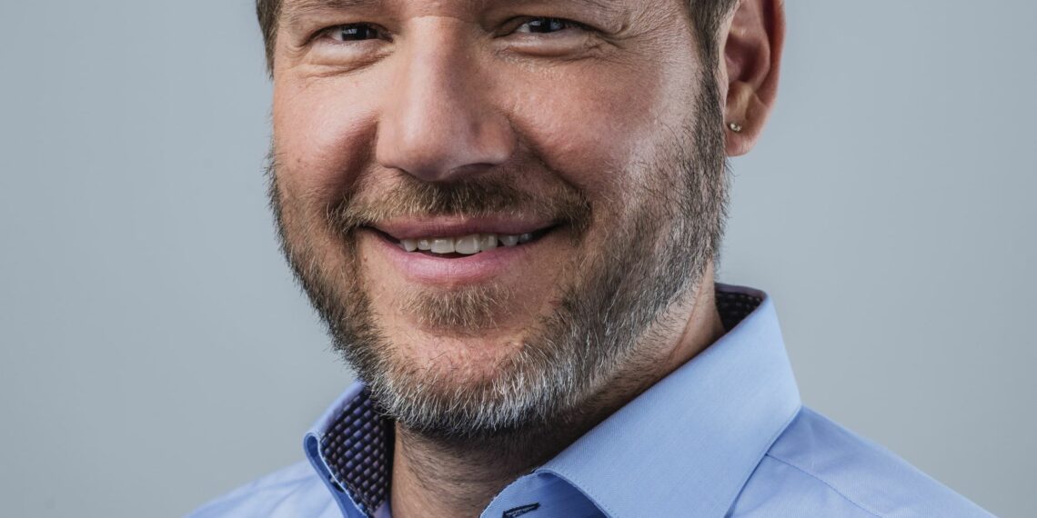 adyen - Mirakl - TPVnews - acuerdo - Tai Editorial - España