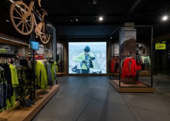 ppds-tpvnews-tienda-jackwolfskin-tai editorial-españa