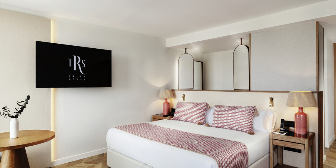 El grupo hotelero Palladium mejora la experiencia de sus clientes con las pantallas 4K UHD de Samsung