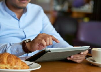 Gestión de pedidos - TPVnews - StoresAce - Tai Editorial España