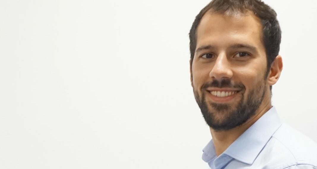 Maverick - TPVnews- Hikvision - Carlos Bertrand - Tai Editorial España