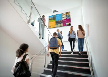 EcoDesing QE-Line - TPVnews - PPDS - TPVnews - pantallas - Tai Editorial - España