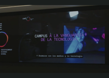 La tecnología de Samsung digitaliza las aulas de la escuela de cine y TV The Core