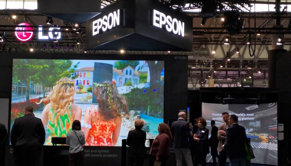 Epson proyeccion ISE - TPVnews - novedades - Tai Editorial España