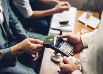 Adyen - CoverManager - alianza - TPVnews - pagos- Tai editorial España