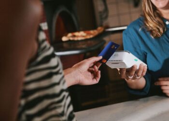 Dojo - Glovo - TPVnews- alianza -pagos -Tai Editorial España