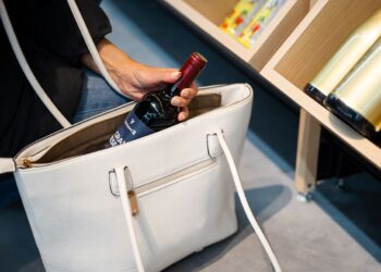 Hurtos - Navidad - TPVnews- Checkpoint Systems Tai Editorial España