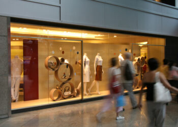 Tienda física - TPVnews- Packlink -tendencias - Tai Editorial España