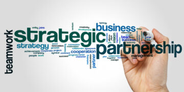 EnGenius - Comunica Telecomunicaciones - Newsbook- acuerdo - Tai Editorial España