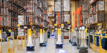 DHL - TPVnews- cobots - Makro- Tai Editorial España