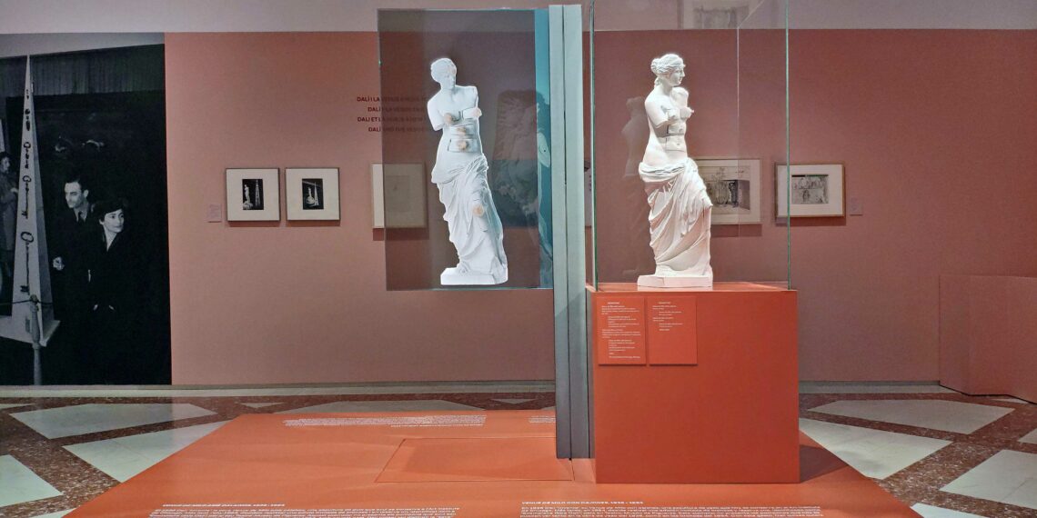 Arte y tecnología se unen en el Teatro-Museo Dalí gracias a la pantalla OLED transparente de LG